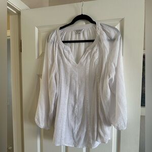 Women’s top white XL